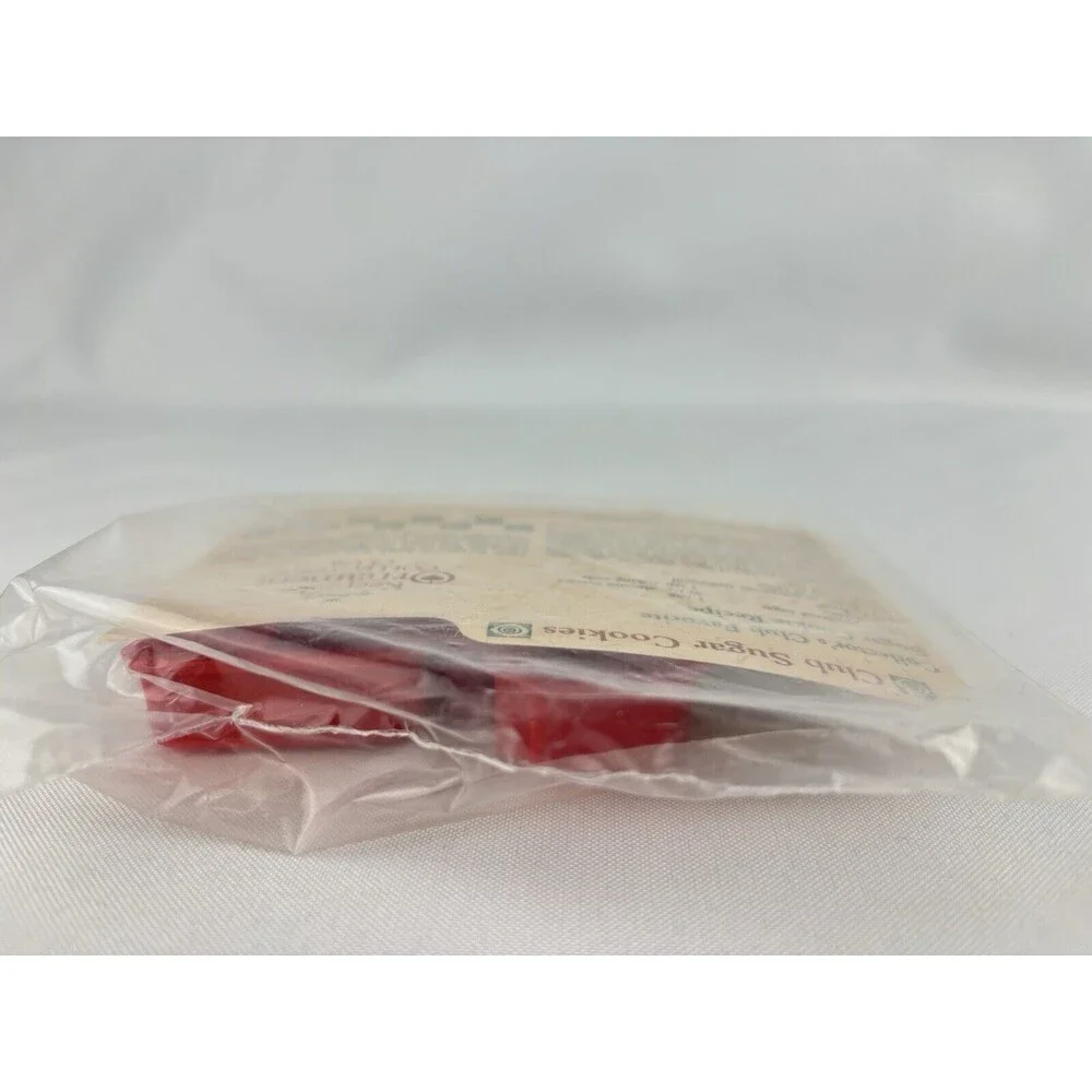 Hallmark Keepsake Ornament‎ Collectors Club Train Sugar Cookie Cutter and Recipe